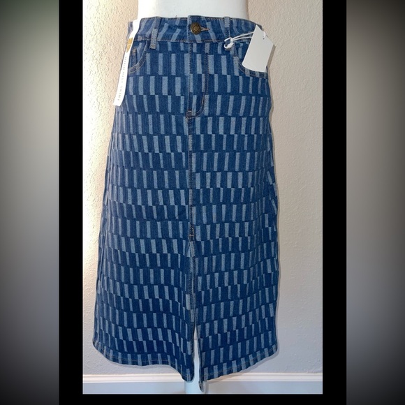 Dresses & Skirts - VINTAGE Violet Denim High Rise Midi Skirt Blue
Checkered Slits SZ M NWT